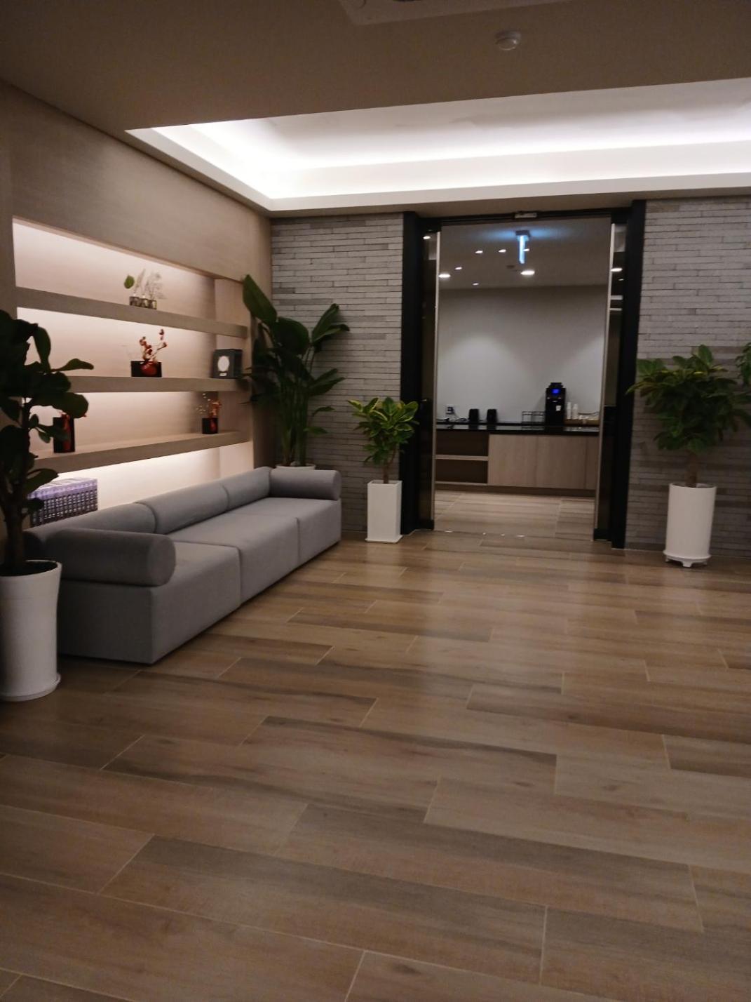 Hound Hotel Чханвон Экстерьер фото